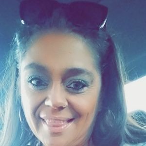 Meet your Posher, Noelle